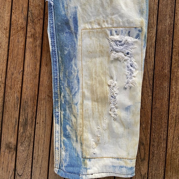 8ighth DStrkt Jeans Mens 30X 32 light wash Distressed/ Destroyer jeans. - Picture 7 of 15